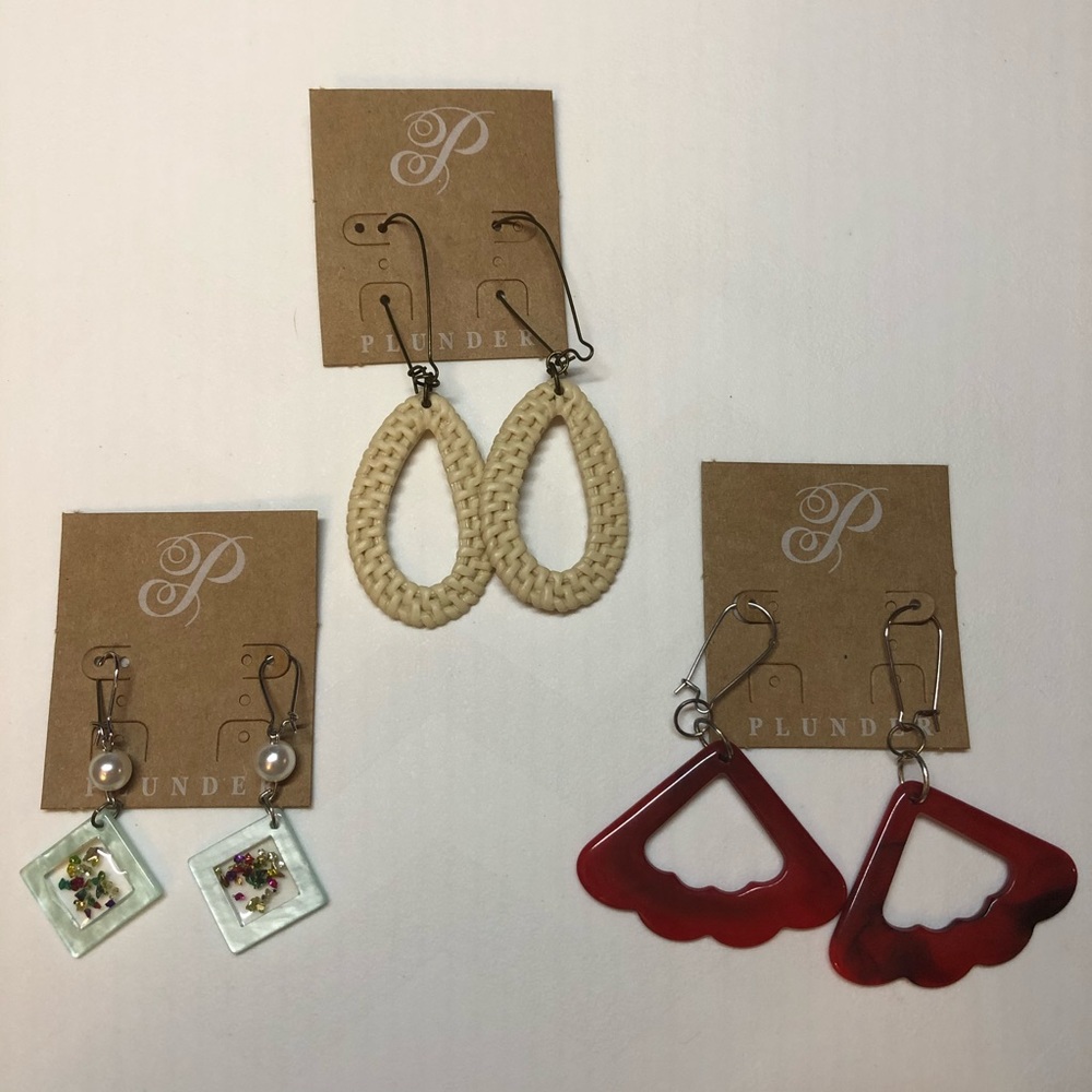 Plunder earring bundle and findings